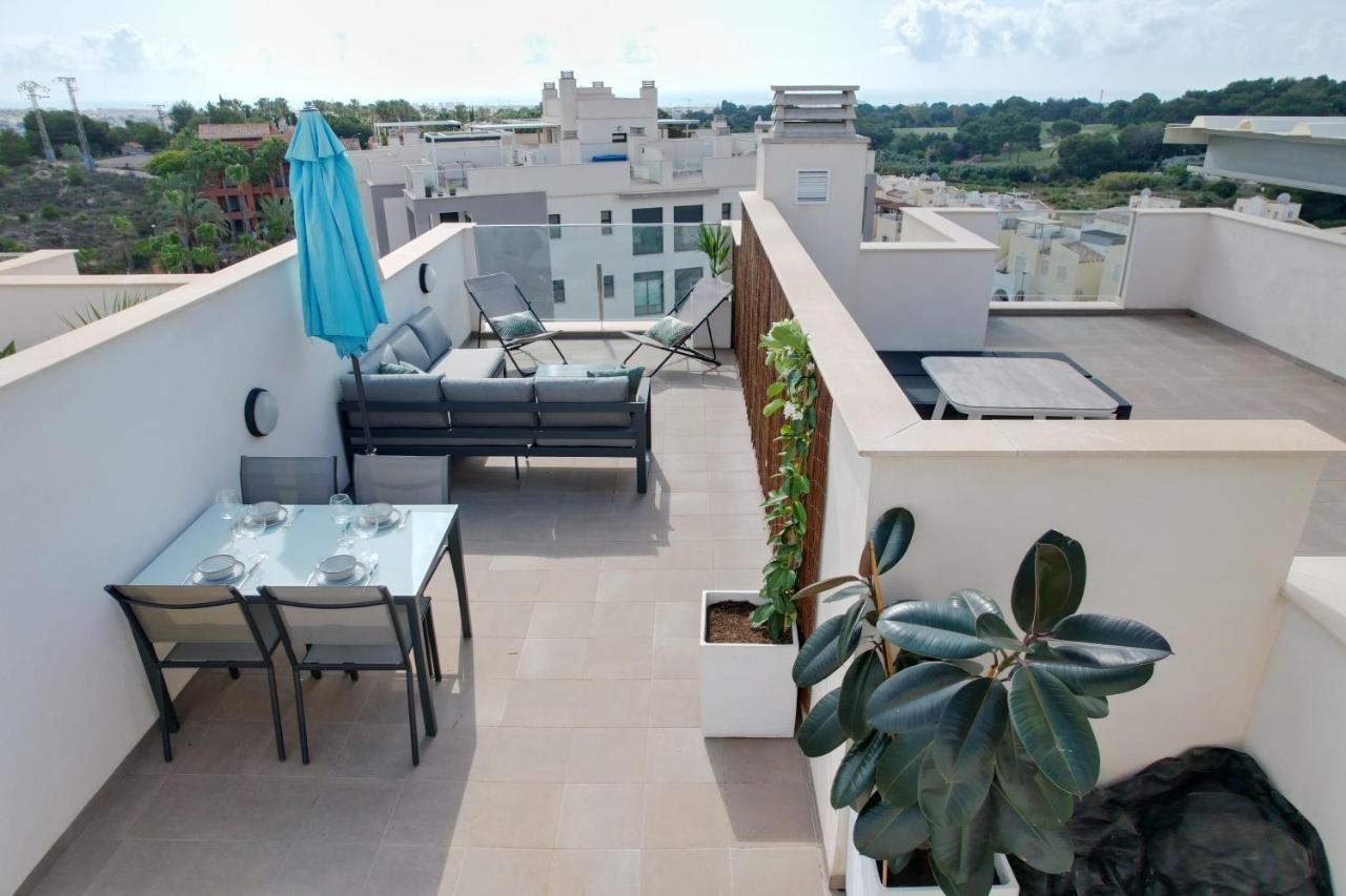 Luxurious Flat & Private Rooftop In Villamartin Orihuela Costa Dehesa de Campoamor  Esterno foto