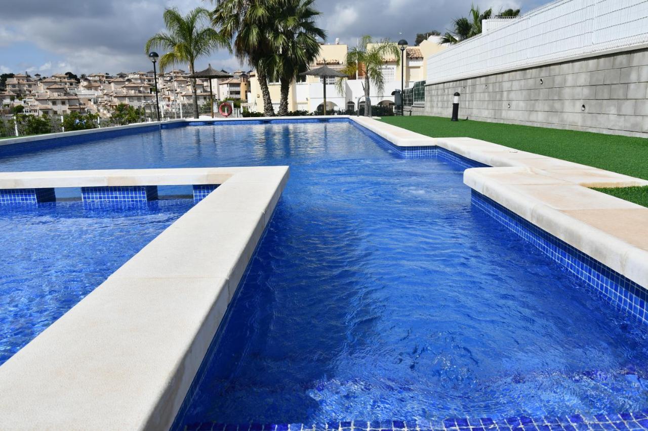 Luxurious Flat & Private Rooftop In Villamartin Orihuela Costa Dehesa de Campoamor  Esterno foto